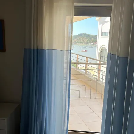 Edificio Beira Rio סאו מרטיניו דו פורטו
